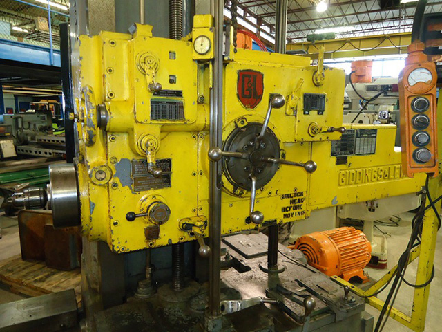 4" GIDDINGS & LEWIS ... HORIZONTAL BORING MILL